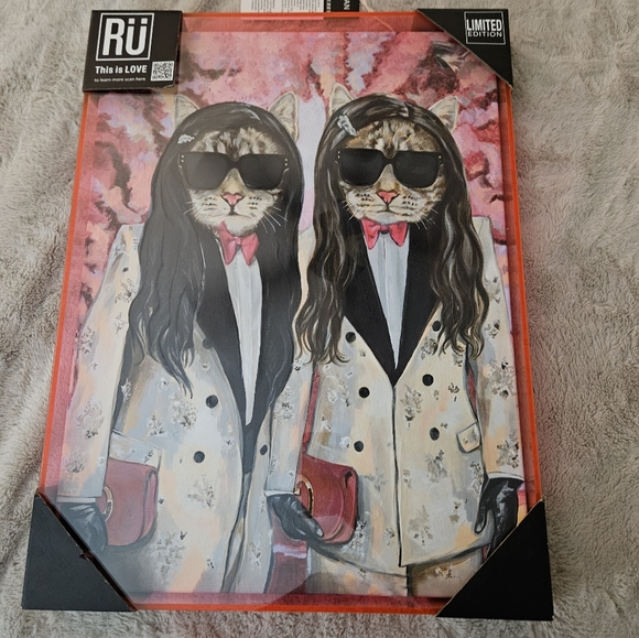 "Gala Cats" is a Stretch Canvas painting in an Acrylic Glass Shadow Box Frame - Picture 3 of 10